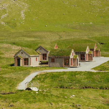 Mulafossur Cottages By Famous Waterfall In Gasadalur 外观 照片